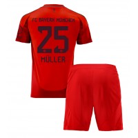 Camiseta Bayern Munich Thomas Muller #25 Primera Equipación para niños 2024-25 manga corta (+ pantalones cortos)